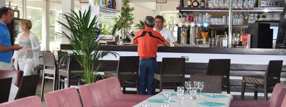 Bar, brasserie à toute heure